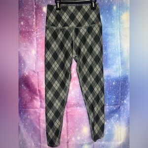 Beyond Yoga Charcoal and Light Gray Patterned Leggings